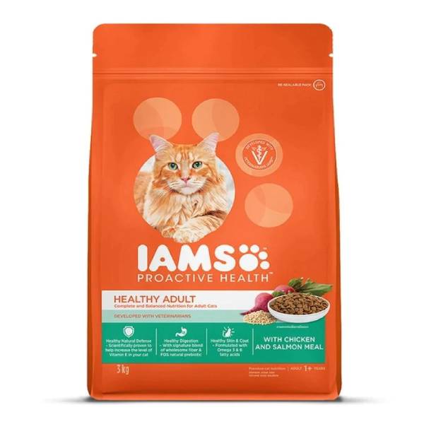 IAMS Proactive Health Chicken and Salmon Dry Food For Adult Cat, 3 Kg